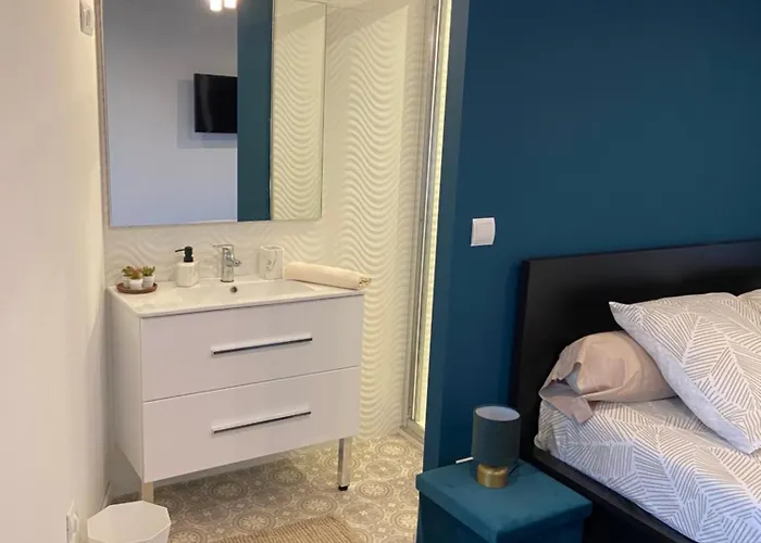 L'echappee Belle, Vue Panoramique Sur La Campagne Saint-Saturnin-de-Lenne